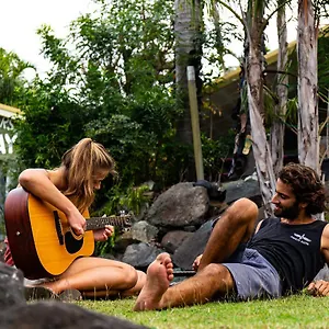 Backpackers By The Bay Hostel Airlie Beach