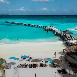 **** Hotel La Palma Beachfront & Club Nautico Mexique