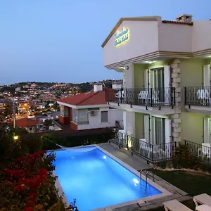 Kandira Butik Frühstückspension Çeşme